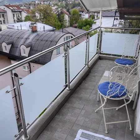 Séjour chez l'habitant Residence *
